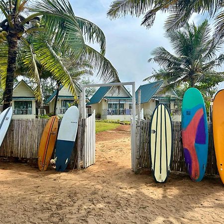 S2 Beach Cottages Morjim Ngoại thất bức ảnh
