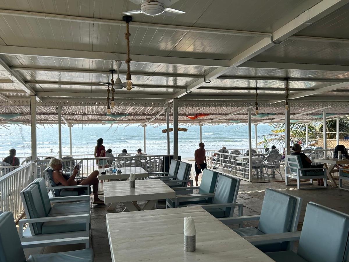 S2 Beach Cottages Morjim Ngoại thất bức ảnh